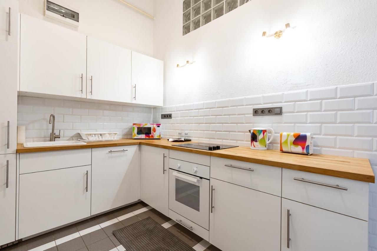 Lovely Apartment Close To Synagogue And Szimpla Garden Budapest Luaran gambar